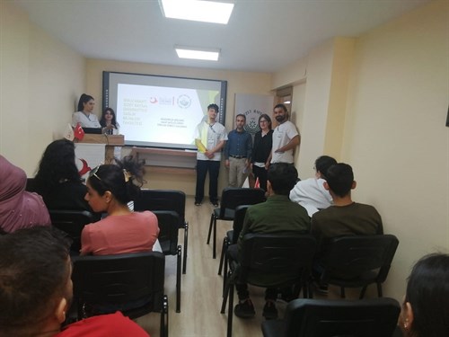 Katılımcılara Sigara Bağımlılığı Eğitimi Verildi